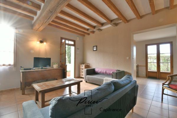 Propriété au charme de l'ancien - comprenant 2 gîtes - dépendances