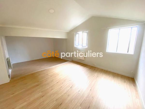 Vente
                Appartement40,34 m² - 1 Pièce -
                    POITIERS (86000)