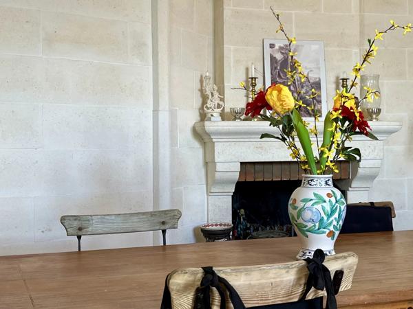 Maison de caractère indépendante transformée en belle résidence familiale