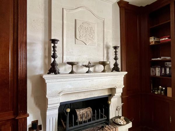 Maison de caractère indépendante transformée en belle résidence familiale