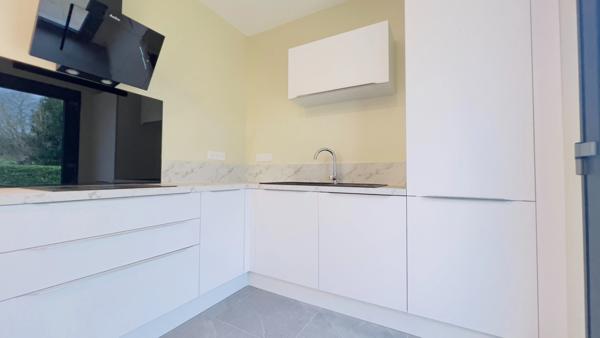 GOURIN (56) – Maison à vendre : 5 pièces, 122 m² habitables, garage, atelier, terrain de 815 m².