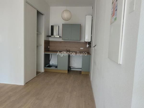 Location non meublée - T2 - Oloron-sainte-marie - Réf.:205295 Appartement T2 refait à neuf – Quartier Notre-Dame.