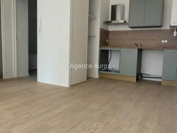 Location non meublée - T2 - Oloron-sainte-marie - Réf.:205295 Appartement T2 refait à neuf – Quartier Notre-Dame.