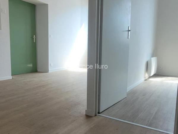 Location non meublée - T2 - Oloron-sainte-marie - Réf.:205295 Appartement T2 refait à neuf – Quartier Notre-Dame.