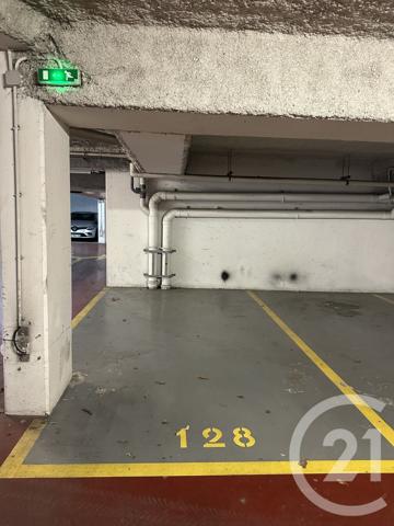 Parking à vendre  13 m 2   PARIS  - 75012