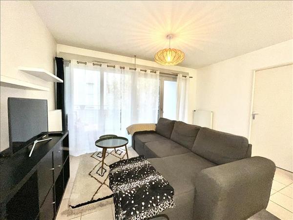 Appartement à louer |  DECINES CHARPIEU |  2 pièces | 41 m²