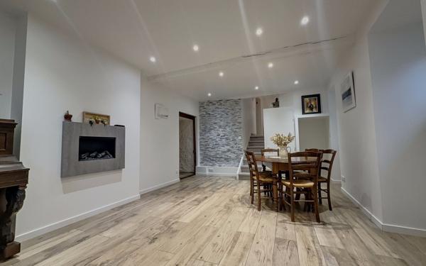 Maison à vendre    4 pièces •  Messigny-et-Vantoux