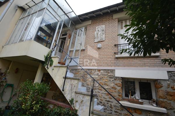 Maison Colombes 2 pièce(s) 52 m2