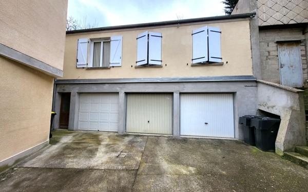 Immeuble à vendre    12 pièces • 286 m2 Nanteuil-le-Haudouin