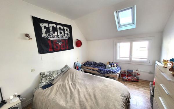 Immeuble à vendre    12 pièces • 286 m2 Nanteuil-le-Haudouin