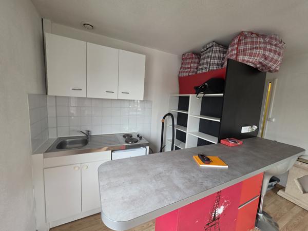 Immeuble
         9 pièces
        - 250 m² Exclusivité 320 000 € *