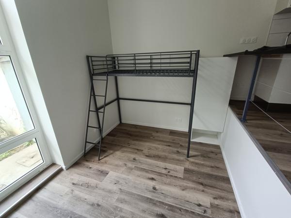Immeuble
         9 pièces
        - 250 m² Exclusivité 320 000 € *