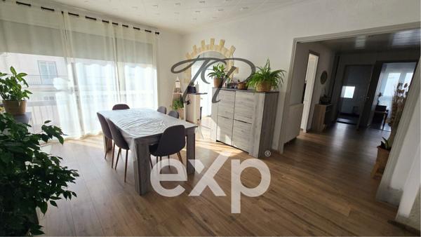 Maison 2 ville avec 2 logement