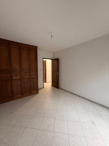 MAISON AVEC 3 CHAMBRES ET JARDIN 13710 FUVEAU