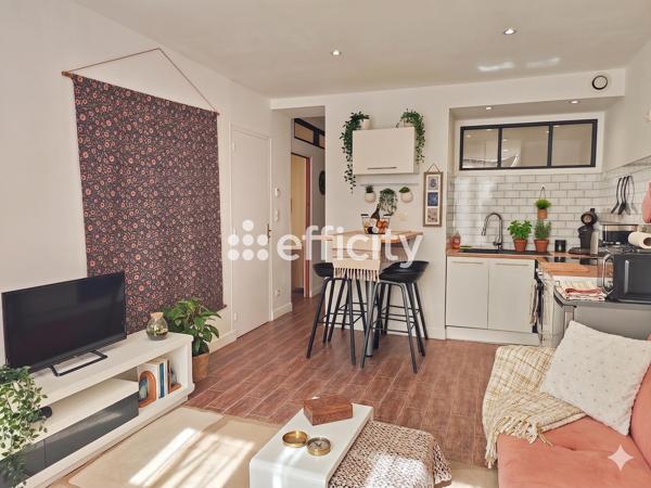 Appartement
         3 pièces
        - 43 m² Exclusivité 164 000 € *