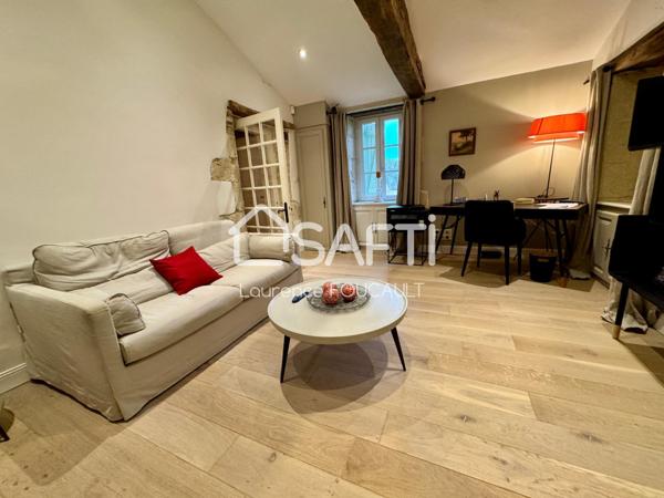 Propriété de caractère dans un cadre idyllique