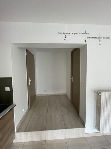 MAISON 3 CHAMBRES + terrain + grange