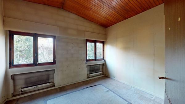 CHATENAY-MALABRY - MAISON D'ARCHITECTE A RENOVER - 172,55M2