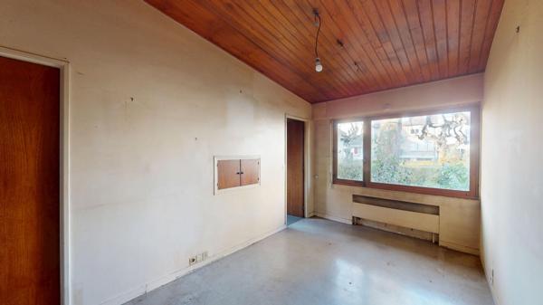 CHATENAY-MALABRY - MAISON D'ARCHITECTE A RENOVER - 172,55M2