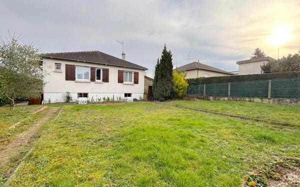 Maison à vendre    3 pièces • 70 m2 Évry