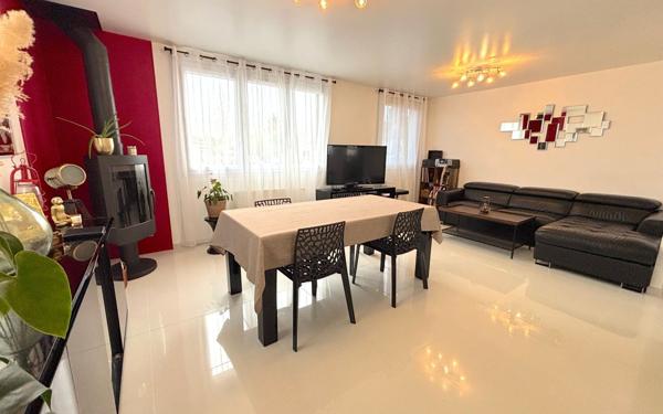 Maison à vendre    3 pièces • 70 m2 Évry