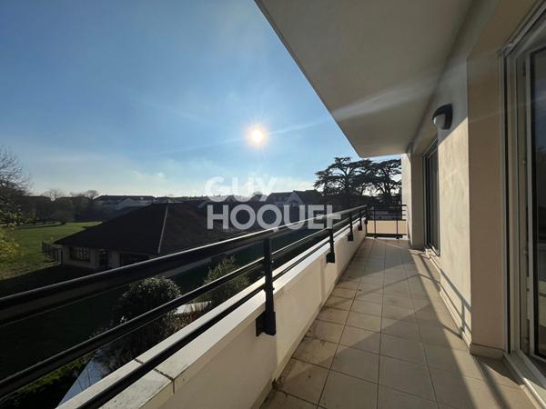 LOCATION : appartement F3 (80 m²) à MORANGIS