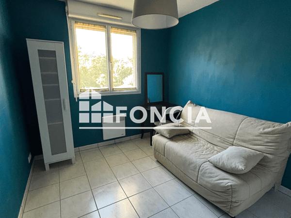 Location Appartement meublé 3 pièces 53.57 m² - 74 74BIS CHEMIN GUILHEM Pau 64000