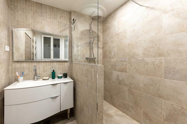 Appartement Canal Saint Martin/Rue Beaurepaire - 2 chambres, 86m²