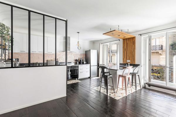 Appartement Canal Saint Martin/Rue Beaurepaire - 2 chambres, 86m²