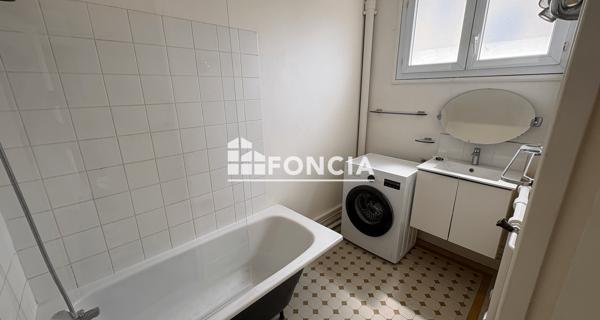 Location Appartement meublé 2 pièces 48.55 m² - Paris 75015