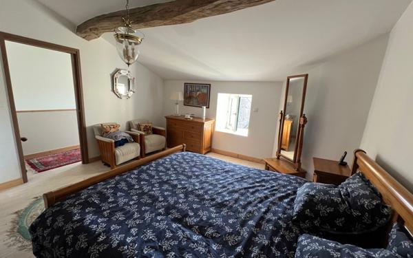 Maison à vendre    6 pièces • 194 m2 Aulnay