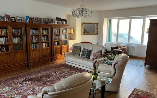 Maison à vendre    6 pièces • 194 m2 Aulnay