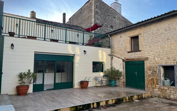 Maison à vendre    6 pièces • 194 m2 Aulnay