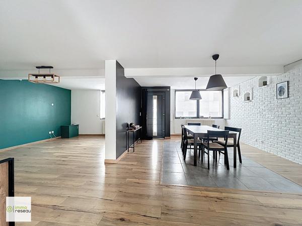 Maison contemporaine à ROOST WARENDIN (59286)