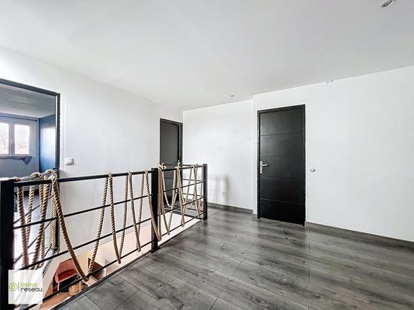Maison contemporaine à ROOST WARENDIN (59286)