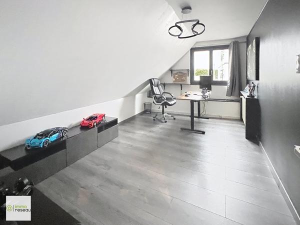 Maison contemporaine à ROOST WARENDIN (59286)