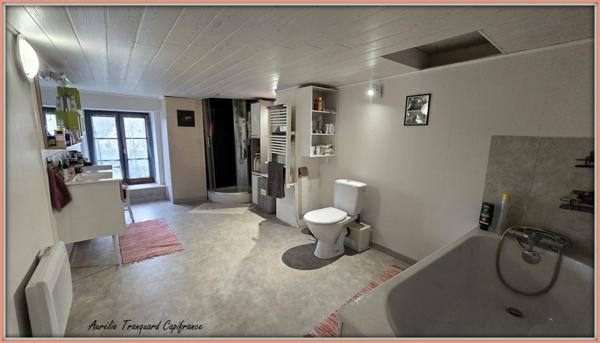 Maison à vendre 5 pièces VARAIZE (17) d'environ 145m² avec 4 chambres, garage et 700m² de terrain PLEIN SUD