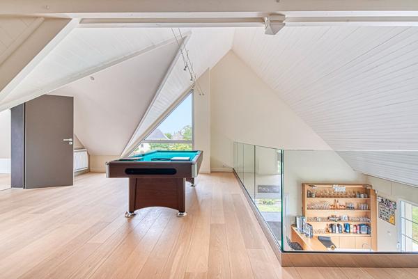 Maison Doue En Anjou 8 pièce(s) 255 m2