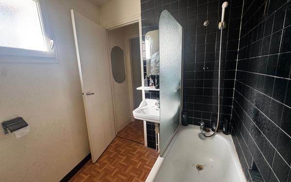 Maison à vendre    3 pièces • 65,83 m2 Conches-en-Ouche