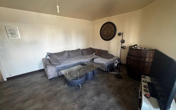 Maison à vendre    3 pièces • 65,83 m2 Conches-en-Ouche