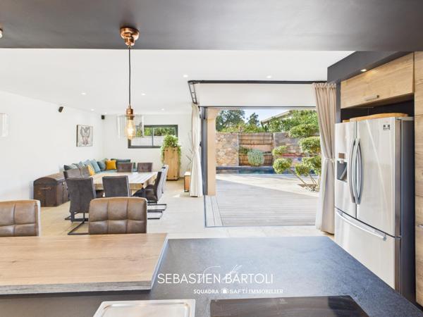 Villa de standing t4 de 140m² avec piscine et double garage