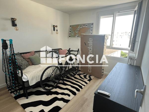 Location Appartement 3 pièces 68.9 m² - 02 RUE PREMARTINE Le Mans 72000