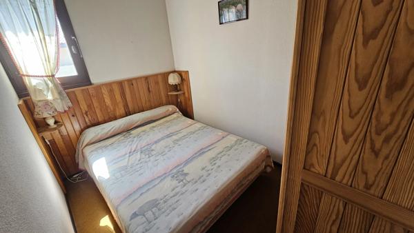 T3 vue mer dans Residence avec tennis et piscine