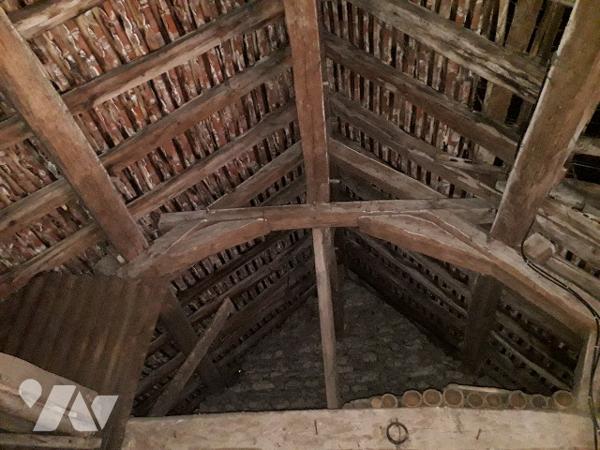 MAISON TOTALEMENT RESTAUREE CENTRE VILLE DE NOYERS SUR CHER