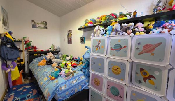 SAINT SAVOURNIN (13) Maison 5p pleine de charme avec dépendance, piscine, cuisine d’été, four et garage.