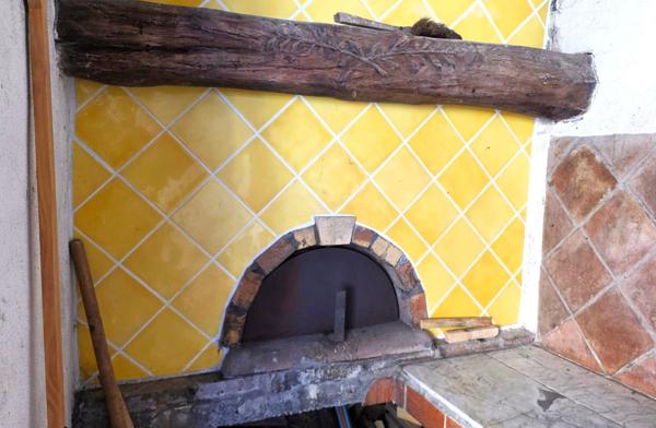 SAINT SAVOURNIN (13) Maison 5p pleine de charme avec dépendance, piscine, cuisine d’été, four et garage.