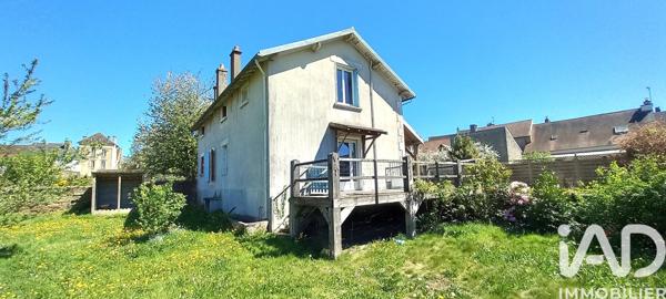 Maison à vendre 5 pièces 112,8 m² Saint-Yrieix-la-Perche