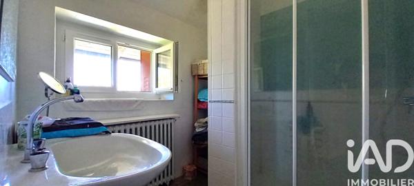 Maison à vendre 5 pièces 112,8 m² Saint-Yrieix-la-Perche