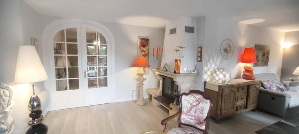 Villa 6 pièces 169m2, terrain avec piscine