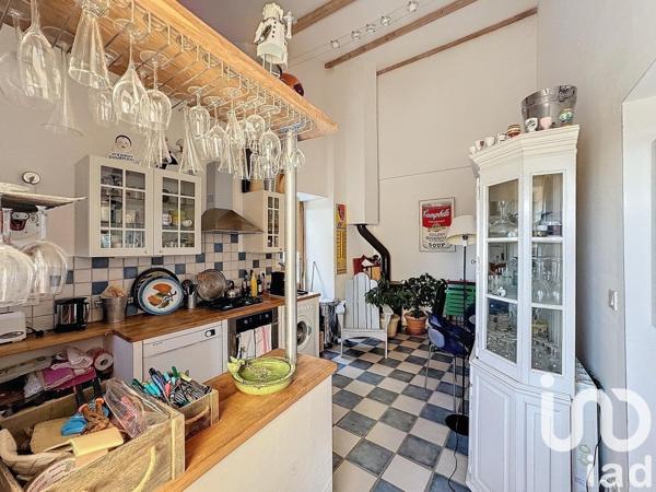 Maison rustique 13 pièces de 335 m² à Vinezac (07110)